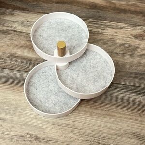 The2Bandits Tierd Catchall Tray